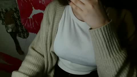 Bella online show from November 13, 6:32 pm