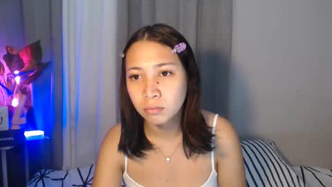 annie online show from March 8, 3:54 am