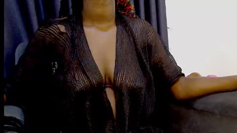Snapshot of anne_xxxx chatting on September 30, 12:43 am ann online show from September 30, 12:43 am