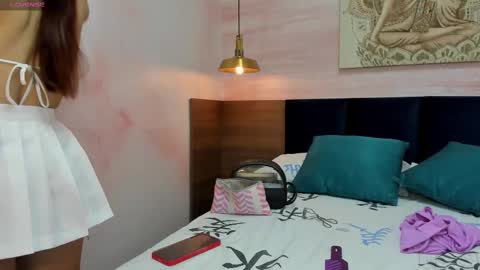 Anne online show from March 9, 3:22 am