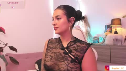 Angel online show from May 9, 6:14 pm