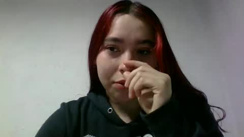 anni000__ online show from June 29, 12:29 am