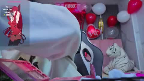 Anni acker b online show from February 17, 12:48 pm