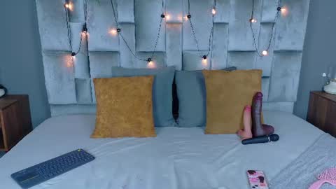 ANNIE online show from July 19, 11:57 am