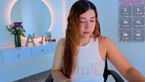 annieboobs_ online show from June 4, 4:13 pm