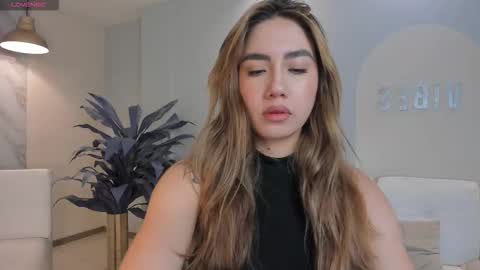 Annie Monroe online show from February 22, 12:19 pm