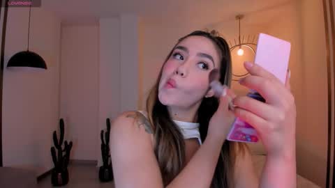 Annie Monroe online show from February 4, 11:25 am