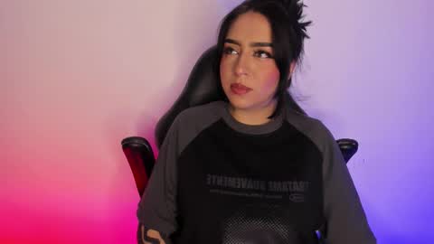 Snapshot of annikamerliahh_ chatting on October 14, 4:04 am Annika online show from October 14, 4:04 am