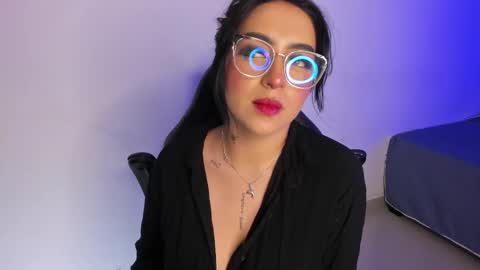 Snapshot of annikamerliahh_ chatting on September 24, 6:09 am Annika online show from September 24, 6:09 am
