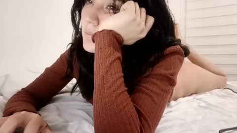 Snapshot of annrousse chatting on October 16, 2:44 am annrousse online show from October 16, 2:44 am