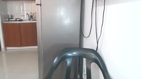 Snapshot of anntonella_squirt chatting on September 10, 12:17 pm anntonella_squirt online show from September 10, 12:17 pm