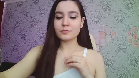 Snapshot of anny_shine chatting on February 18, 8:16 am Annie online show from February 18, 8:16 am
