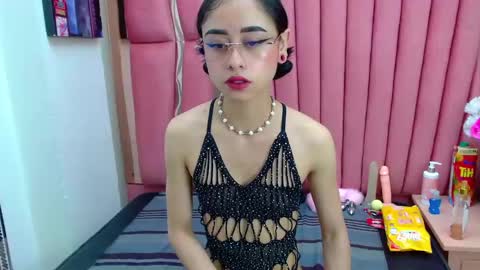 Snapshot of anny_swet chatting on January 23, 1:24 pm Anny online show from January 23, 1:24 pm