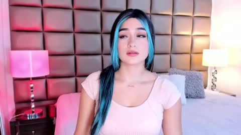    online show from February 18, 9:20 pm