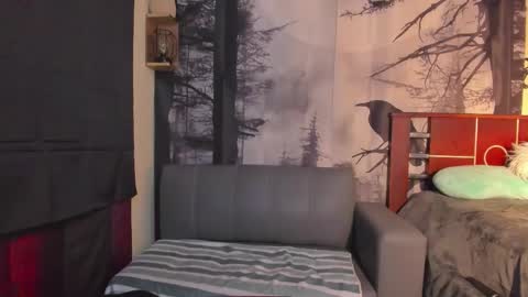 Annyluna online show from January 9, 8:25 pm