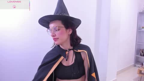 Anny online show from October 24, 9:15 pm