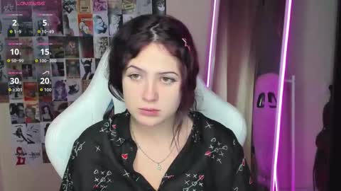 Snapshot of anora_millerr chatting on October 12, 3:26 pm Anora online show from October 12, 3:26 pm