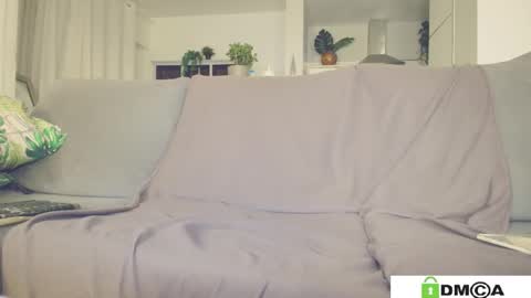 Sexy Ladybug online show from January 17, 11:19 am