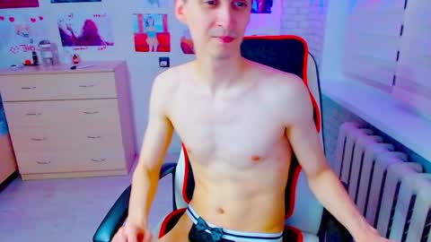 Snapshot of anthony_broown chatting on December 6, 9:29 pm anthony_broown online show from December 6, 9:29 pm