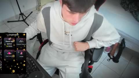 Anthony online show from November 9, 1:47 pm