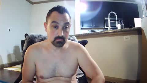 antknee226 online show from March 4, 5:59 am