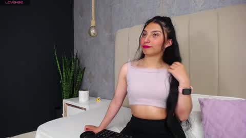 antonella_foxxxx online show from March 7, 4:56 am