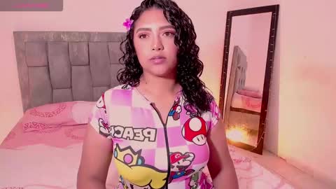 Antonella online show from March 15, 11:30 pm