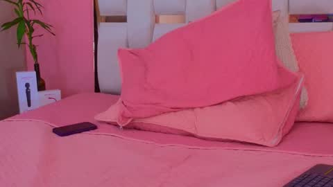    online show from February 13, 4:17 pm