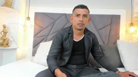 Antonio online show from May 2, 5:52 pm