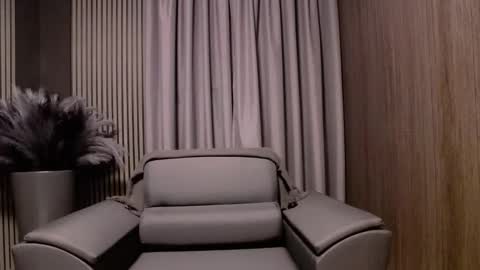 HI My name is Antonio online show from December 2, 7:45 pm