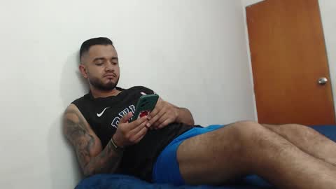 Snapshot of antony_smithh chatting on February 5, 10:22 pm antony_smithh online show from February 5, 10:22 pm