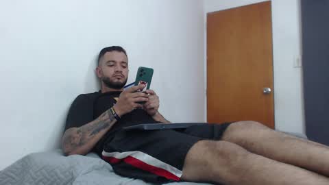 Snapshot of antony_smithh chatting on February 7, 9:37 pm antony_smithh online show from February 7, 9:37 pm