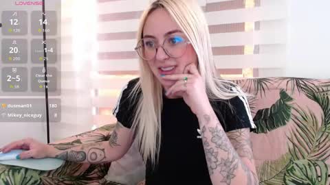 Antonia online show from May 26, 7:20 pm