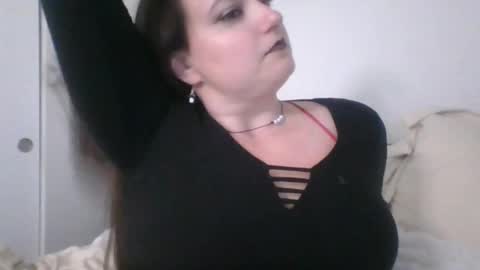 Anutkasoles online show from March 27, 12:05 am