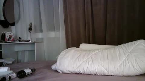 AnyBigTitts online show from February 25, 11:30 pm