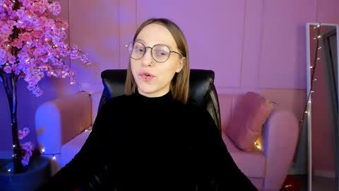 APHEX QUEEN online show from February 21, 1:22 pm