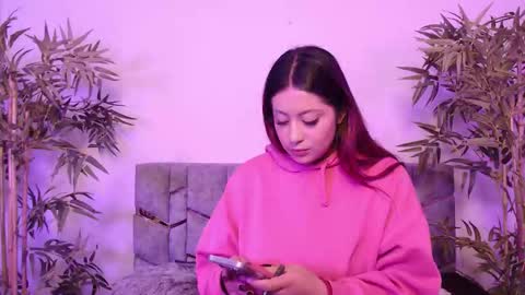 Aphirl online show from October 16, 12:38 pm