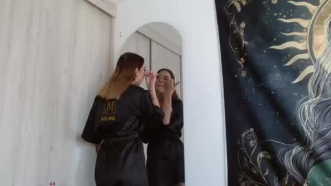 Snapshot of aphrodite__bloom chatting on February 17, 3:33 pm aphrodite__bloom online show from February 17, 3:33 pm