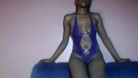 apple2561 online show from May 21, 6:25 pm