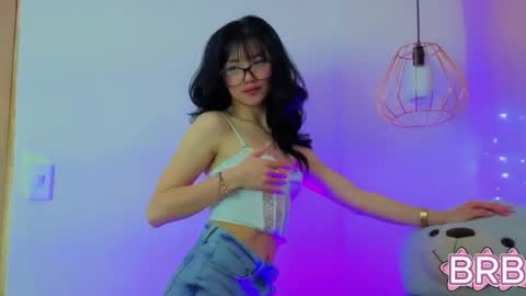   online show from April 15, 12:19 pm