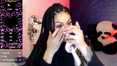 Snapshot of april_dumont chatting on January 28, 6:17 pm April online show from January 28, 6:17 pm