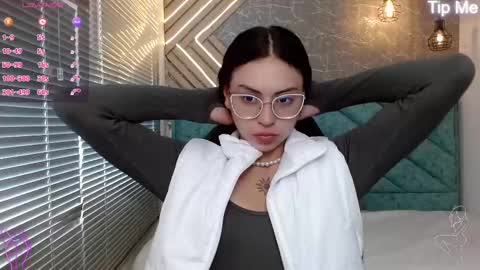 Snapshot of april_dumont chatting on March 8, 2:08 pm April online show from March 8, 2:08 pm