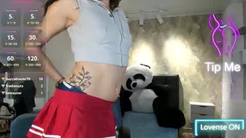Snapshot of april_dumont chatting on October 2, 1:21 pm April online show from October 2, 1:21 pm