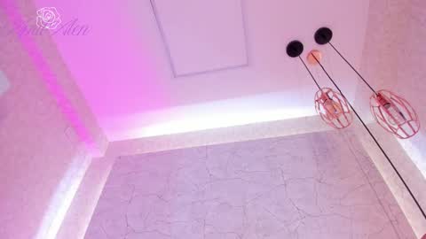 April online show from October 28, 7:42 am