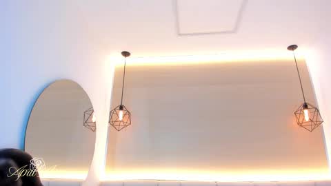 April online show from November 5, 6:48 am