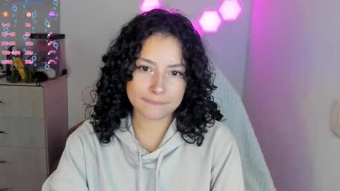 aqua emilly online show from November 20, 11:13 pm