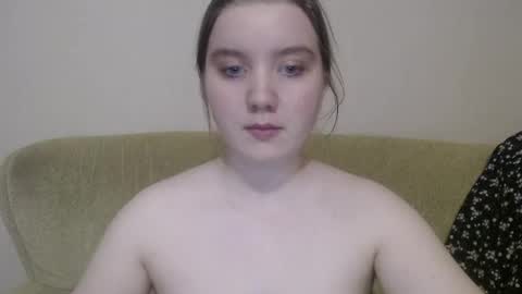 Josefin online show from November 12, 2:08 pm