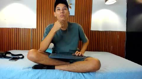aquarius_xxx online show from November 10, 11:24 am