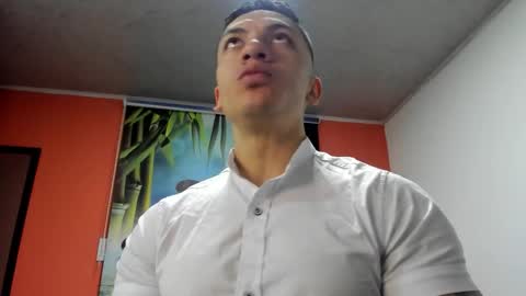 Jonathan online show from December 1, 4:27 pm