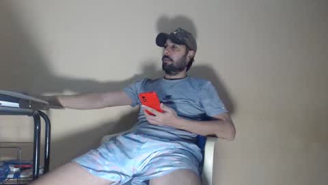 Snapshot of arabebigcock chatting on October 12, 8:07 am ARABE online show from October 12, 8:07 am